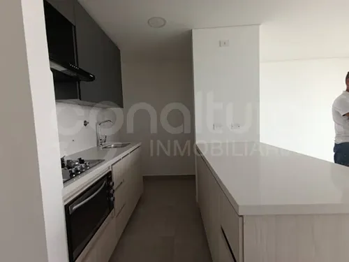 Apartamento En Arriendo Los Colores 472-7070