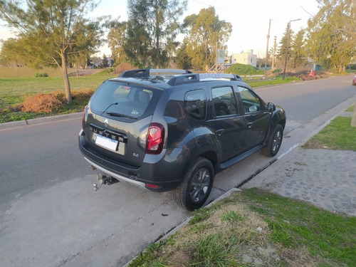 Imagen 9 de 12 de Renault Duster 2.0 Ph2 4x4 Privilege 143cv