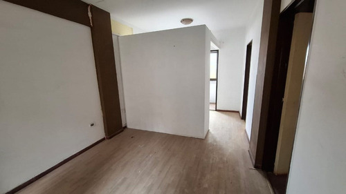 Se Vende Departamento 1 Dorm. Monoblock Stabio