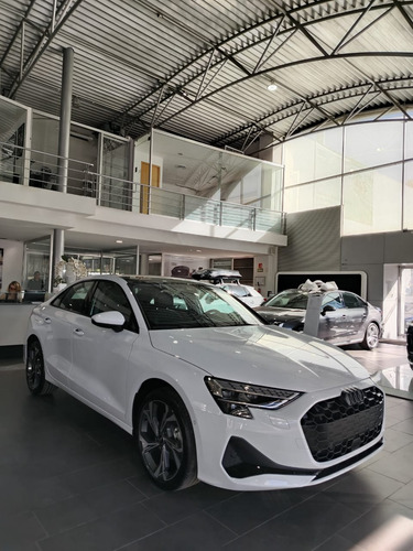 Audi A3 1.4 Sedán 35tfsi Select At Dsg