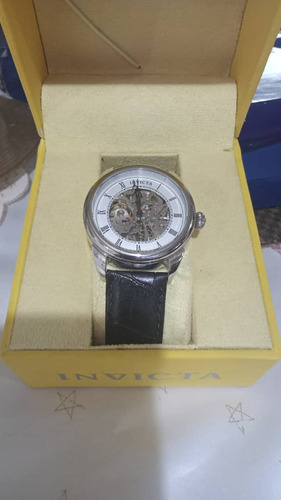 Reloj De Caballero Invicta Modelo 23533