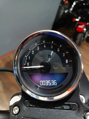 Harley Davidson Sportster Iron 883cc 2018 *845