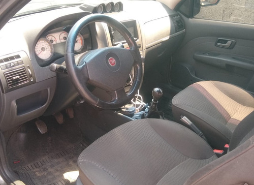 Imagem 6 de 6 de Fiat Strada 2011 1.8 16v Adventure Cab. Dupla Flex 2p