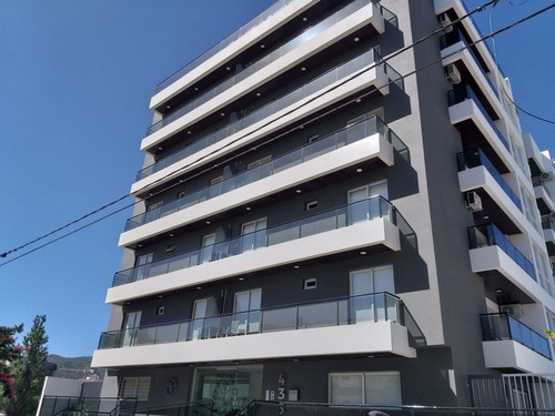 Imagen 2 de 18 de Departamento Centrico Frente Al Lago En Carlos Paz