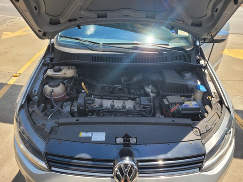 Volkswagen Fox 1.6 Connect Total Flex 5p