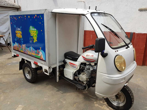 Imagem 2 de 10 de Aluguel De Tuk Tuk - Motocar Mcf 200