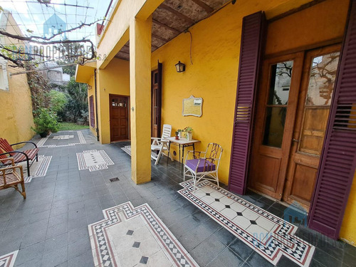 Venta Casa 5 Ambientes Saavedra Pileta Patio Terraza Cochera