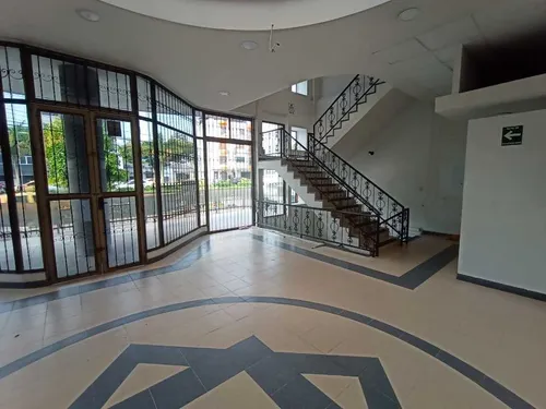 Local En Arriendo En Sector Av 30 De Agosto/pereira (48518).