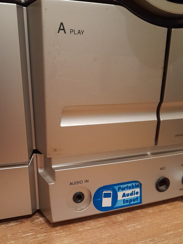 Imagen 6 de 10 de Equipo De Música Sony Cassette Parlantes Funciona Retro