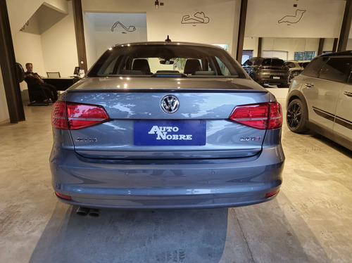Volkswagen Jetta 2.0 TSI HIGHLINE 211CV
