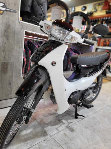 Imagen 8 de 22 de Zanella Due Base Classic 110 Okm Tamburrino Motos