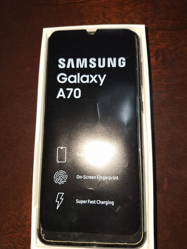 Celular Samsung A70 Blanco (Usado)