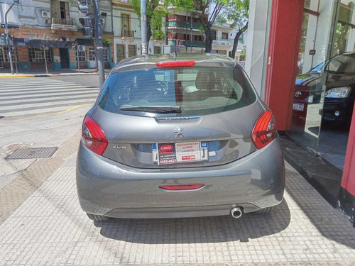 Imagen 5 de 17 de Peugeot 208 2018 1.6 Allure Tiptronic 2018