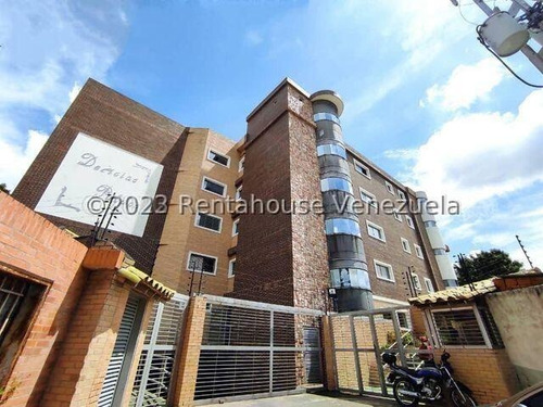 Vendo Apartamento En Urbanización Las Delicias, Código 23-18986 Cm Leer Descripción