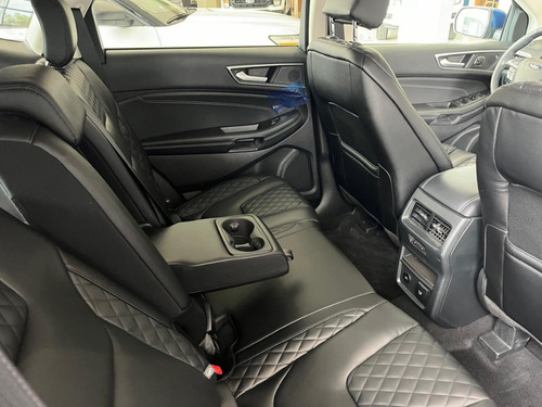 Ford Edge 2.0T Ecoboost Titanium Awd