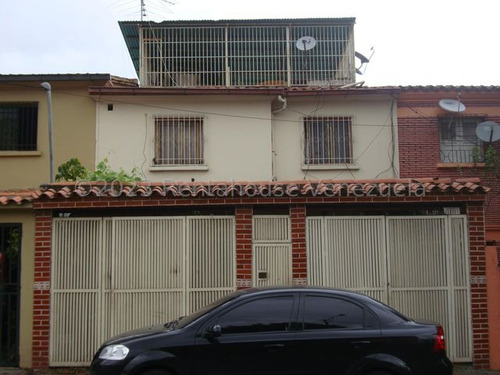 Hermosa Casa En Artigas Mls #23-24588