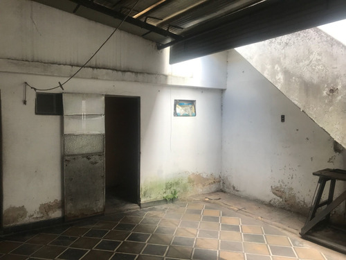Imagen 9 de 19 de Casa Con Gran Potencial A Reciclar Lanus Este