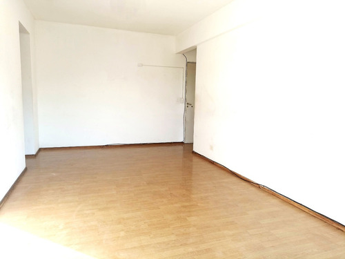 Departamento En Venta 3 Amb Con Cochera Parque Chacabuco