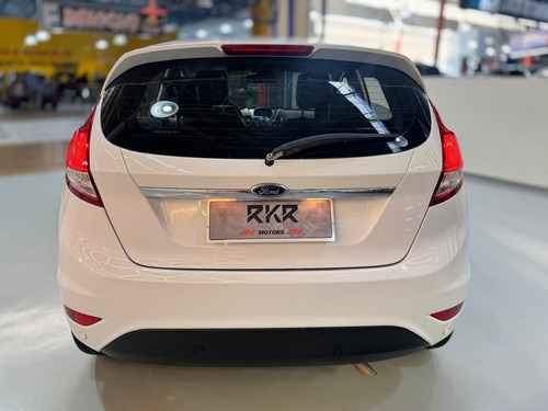 Ford Fiesta 1.6 TITANIUM HATCH 16V