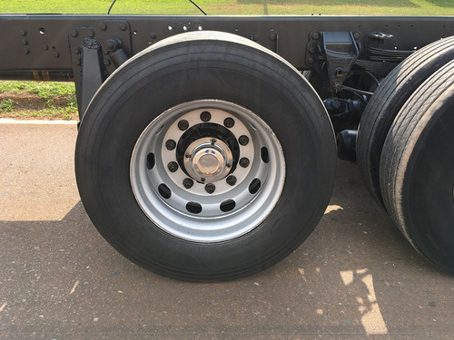 Imagem 11 de 15 de Volks 17280 2013 - 6x2 Caminhão No Chassi= Cargo, Mercedes