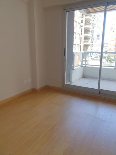 Imagen 10 de 16 de Departamento En Venta De 4 Ambientes C/ Cochera En Caballito