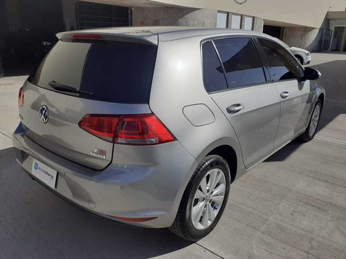Volkswagen Golf - 2015