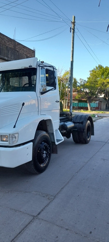 Imagen 8 de 14 de Mercedes Benz 1215