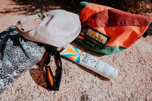 Imagen 4 de 4 de Protector Solar Bare Republic Spf 50 De Vainilla-coco 2 Pz