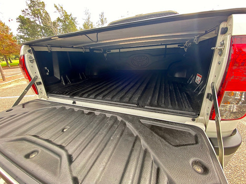 Toyota Hilux 3.0 Cd Srv Cuero 4x4 5at - A4