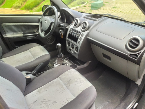 Ford Fiesta 1.6 Mpi Hatch 8v Flex 4p Manual