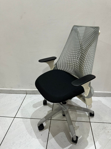 Cadeira Herman Miller Sayl Não Compra C Mercado De Envios Branca Algodão (Usado)