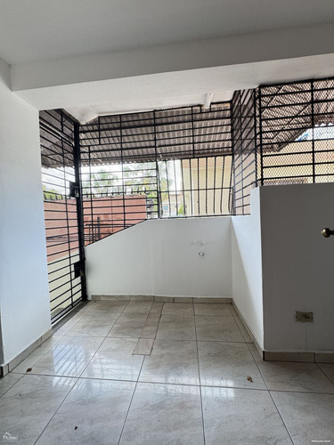 Apartamento En Venta De 2 Habitaciones En Gazcue