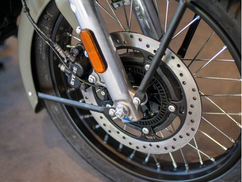 Imagen 24 de 25 de Royal Enfield Classic 350 Signals Grey Disponible Hoy
