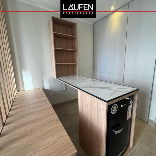 Moderno Estudio Con Impresionante Vista (85689)