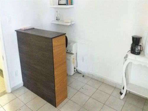Imagem 9 de 13 de Sala Comercial Em Ótimo Estado Com Banheiro Na Vila São Jorge Em São Vicente E Está Em Otimo Estado Para Montar Seu Escritorio Ou Seu Consultório Ou Até Mesmo Um Comercio Com Uma Otima Localização Pr