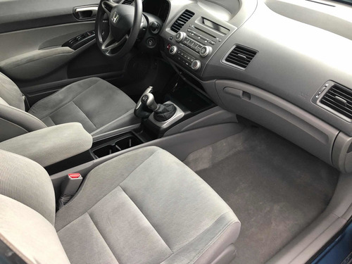 Imagen 10 de 15 de Honda Civic 2010 D Lx Sedan 5vel Mt