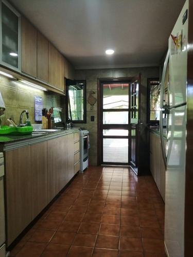 Casa En Atlántida 4 Dorm. 4 Baños Y Piscina