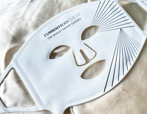 Currentbody Mascarilla Facial De Terapia De Luz Led (Usado)