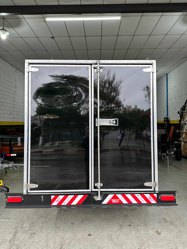 Carreta Bau Em Acm 2.50 X 1.50 X 1.50 - 0km