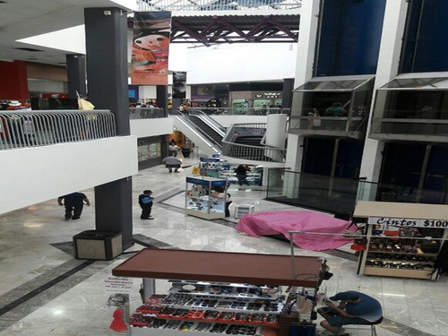 Imagen 1 de 11 de Local Plaza Comercial En Renta, Monterrey, Nuevo León