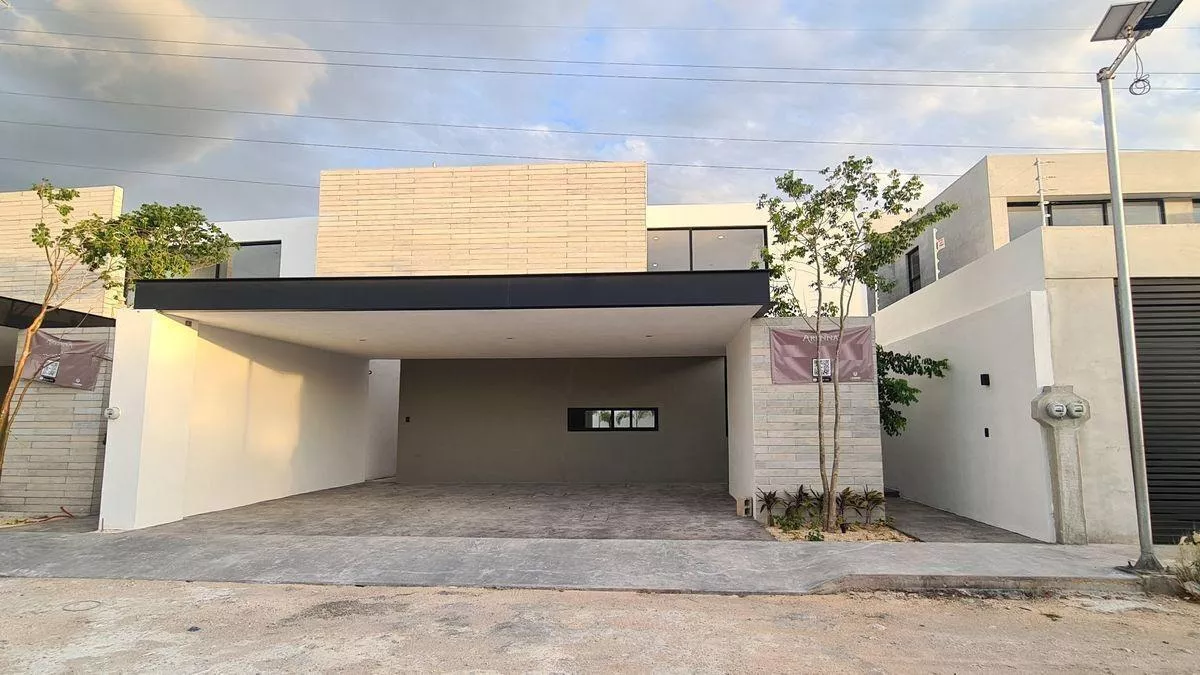Casa En Venta En Mérida, Temozón Norte.