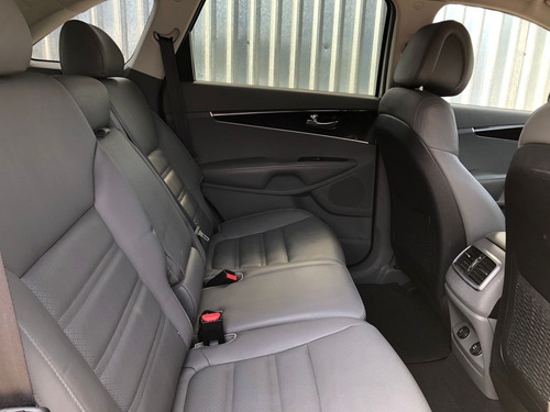 Imagen 10 de 15 de Kia Sorento 2016 3.3 V6 Ex Piel 7 Pasajeros At