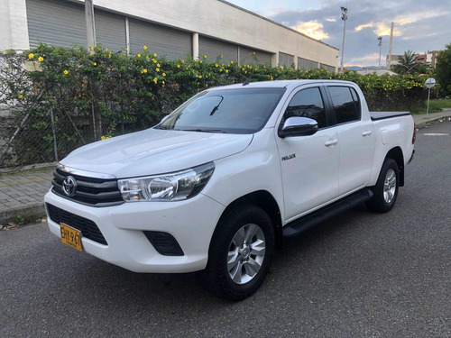 Imagen 1 de 11 de Toyota Hilux 2400cc Diesel, Modelo:2018 - 62.000km,mec - 4x4