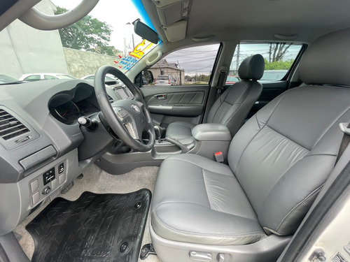 Toyota Hilux CD SRV D4-D 4x4 3.0 TDI Diesel Aut