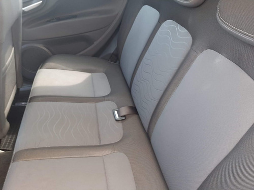 Imagem 11 de 13 de Fiat Punto 2016 1.4 Attractive Flex 5p
