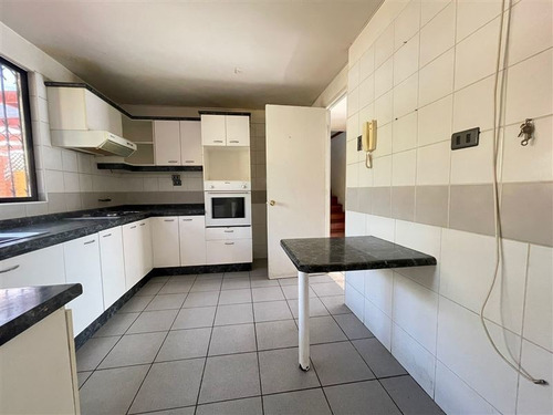 Imagen 9 de 30 de Casa En Venta De 3 Dorm. En Maipú