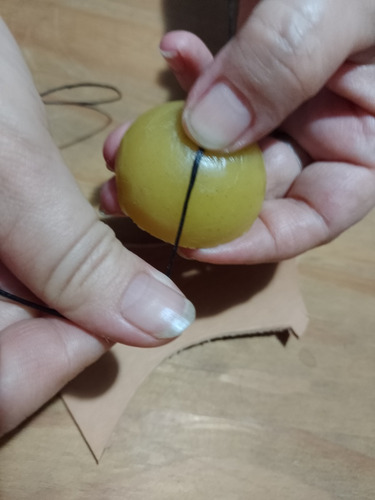 Imagen 2 de 5 de Cera Para Bordes De Cuero Hilos Orgánica Sin Químicos X 40gr