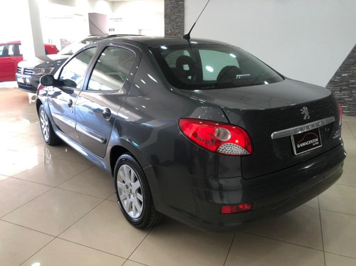 Peugeot 207 Xt Compact 2012 122.000km