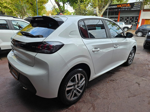 Peugeot 208 1.6 Feline
