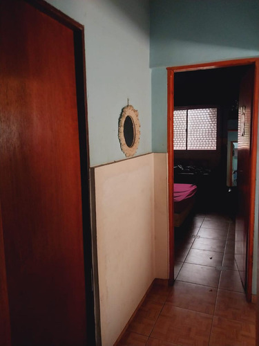 Casa En Venta - 3 Dormitorios 1 Baño - Local - Cochera - Lisandro Olmos, La Plata